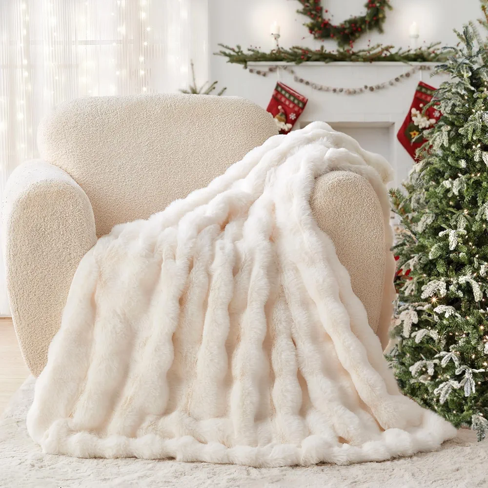 Lotus Karen Faux Fur Throw Blanket Cream White - Big Bubble Rabbit Fluff Blanket for Couch, Small Fluffy Fuzzy Cozy Blanket, Thick Furry Plush Shaggy Blankets, 50x60 Inches